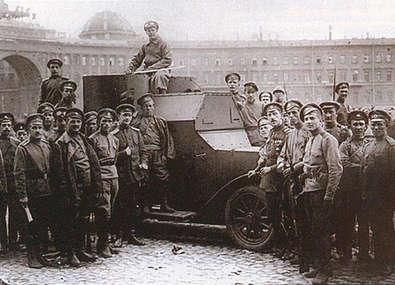 Armoured truck surrounded by cadets, 1917/wikipedia.org