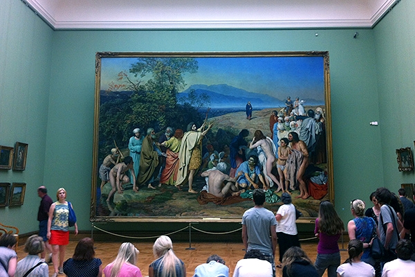 Около картины «Явление Христа народу» в Третьяковской галерее