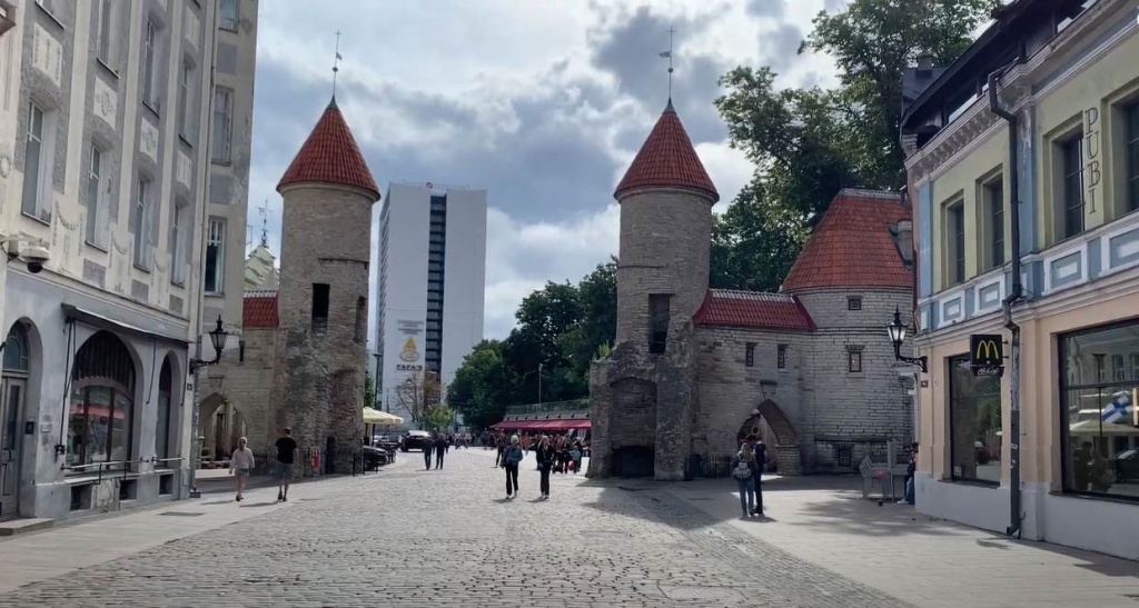 Эстония. Таллин. Фото: стоп-кадр / Daryna Hubko / youtube.com###https://www.youtube.com/watch?v=yljrAq_DHCM