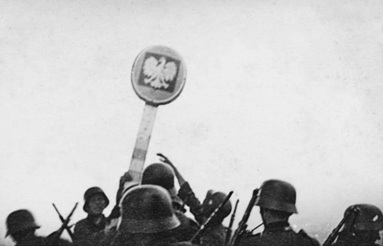 Фото 1. Вторжение немцев в Польшу. Фото: liveinternet.ru