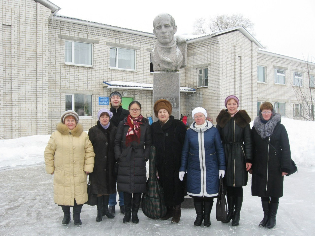 Лу Вэнья в Емецке на родине Николая Рубцова. Фото предоставлено Лу Вэнья