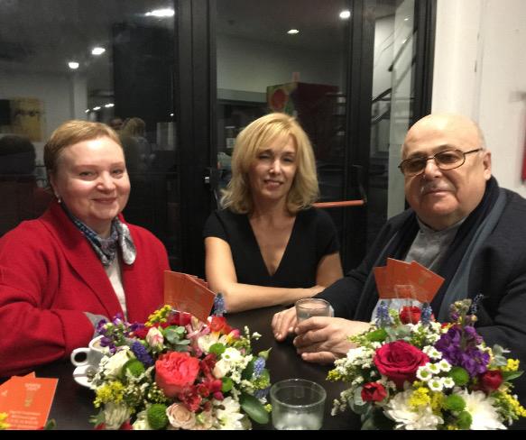 Светлана Суслова (в центре) с Александром Калягиным и Евгенией Глушенко