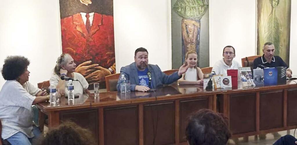 На встрече в Союзе писателей и художников Кубы. Фото: Илья Виноградов